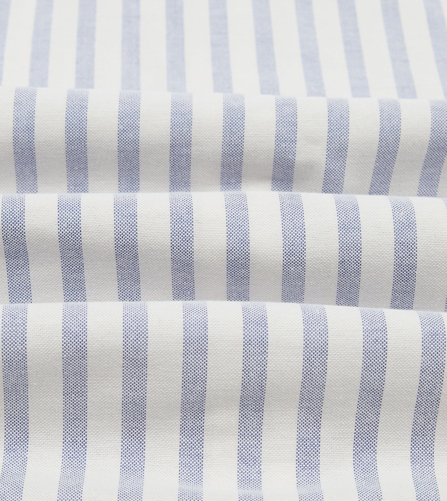 Blue and White Cotton Oxford Cloth Long Point Collar Shirt